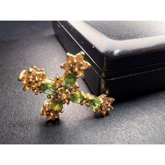 Vintage 10K Yellow Gold Tsavorite and Golden Beryl Cross Pendant – Samuel Aaron - Picture 6 of 10